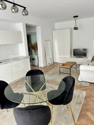 Apartament 2 camere, semidecomandat - Prima Oneștilor - imagine 2