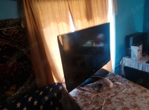 Vând televizor LG mare menționez că nu are telecomanda așa l-am luat și eu 