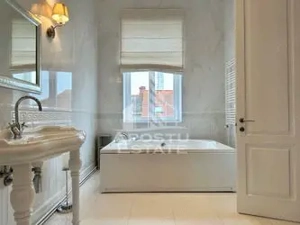 Apartament cu 3 camere, zona Semi-Centrala, Tavan Inalt - imagine 5