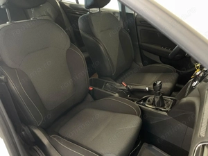 Renault Megane - imagine 10