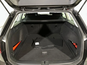 Volkswagen Passat - imagine 12
