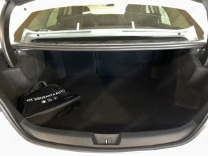 Renault Megane - imagine 12