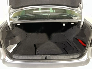 Volkswagen Passat - imagine 12