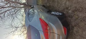 Hyundai iz35 - imagine 4