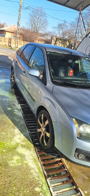 Ford focus  - imagine 5