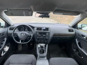 Volkswagen jetta 2.0 tdi 110cp An 2017 de fabricatie - imagine 7