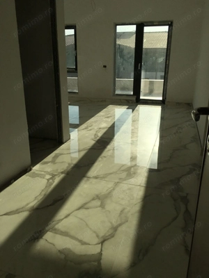 Penthouse modern cu terasă generoasă, 2 băi și loc de parcare acoperit, Giroc 