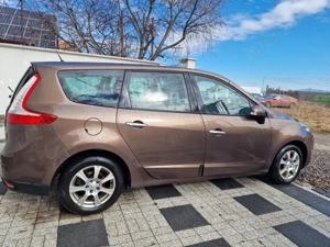 Renault Megane Grand Scenic 7 locuri - imagine 3