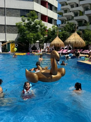 Complex Piscina cu Bar, Mamaia Nord , ideal investitie HoReCa - imagine 18