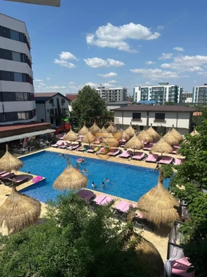 Complex Piscina cu Bar, Mamaia Nord , ideal investitie HoReCa - imagine 17