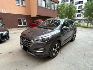 Hyundai Tucson  benzina 177 cai Automata - imagine 2