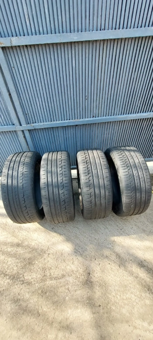 Anvelope vară 225 50 17 