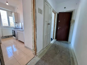 Centru - Hotel Decebal. Apartament 2 cam, etaj 3, cu centrala - imagine 2