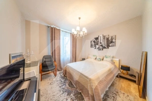 Vila cu 5 dormitoare și grădină generoasă, perfectă pentru familia ta! - imagine 18