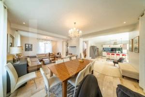 Vila cu 5 dormitoare și grădină generoasă, perfectă pentru familia ta! - imagine 10