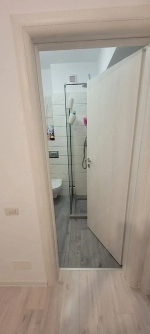  Apartament de 3 camere zona TRACTORUL,complex Vivamus, - imagine 3