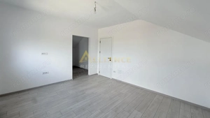 Vila individuala -4 camere 3 bai - teren 308mp - imagine 13