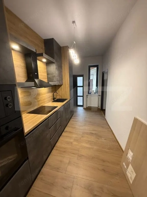 Garsoniera de vanzare, 42 mp, Ultra Central Renovata - Zona Teatrul Dramatic - imagine 2