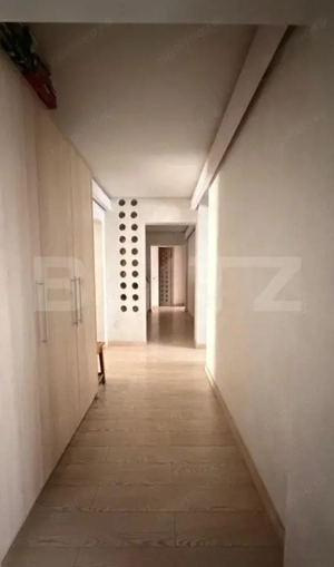 Apartament 5 camere, 98 mp