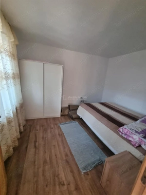 Casa-vila si teren in Nanov - imagine 19