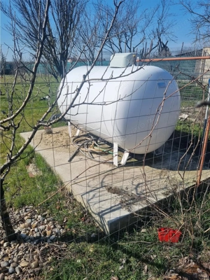 Casa-vila si teren in Nanov - imagine 4