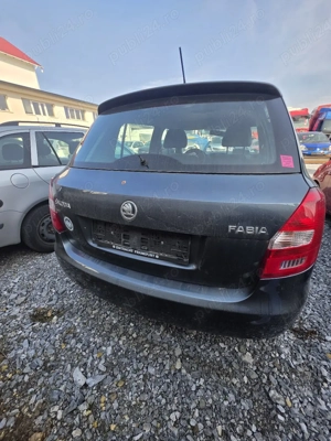 Dezmembrez Skoda Fabia 2 Facelift – Avariată Frontal - imagine 8
