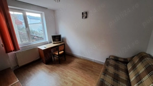 Proprietar. Vand apartament 3 camere et. 1 - imagine 3