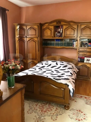 Casă de vânzare – 450 mp teren, zonă centrală și liniștită - imagine 3