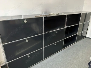 Raft metalic model USM Haller second-hand, de culoare neagră.