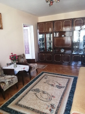 Dau în chirie ap. 2 cam. elegant, pe *Babeș  - imagine 4