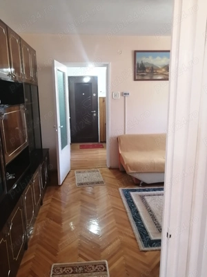 Dau în chirie ap. 2 cam. elegant, pe *Babeș  - imagine 10