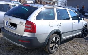Skoda Octavia Scout 4x4 - imagine 3