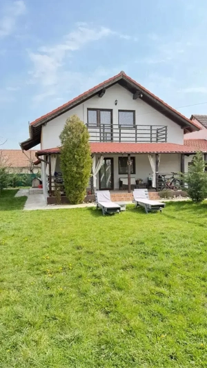 Direct proprietar, 6 camere, casa individuala mare unfamiliara + spatiu business, 10 km de Timisoara