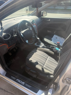 Ford Focus 1.6 benzină 2008 - imagine 4