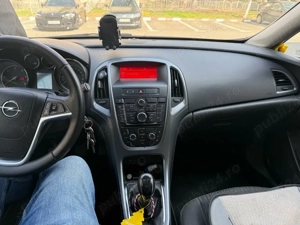 Opel Astra J - imagine 4