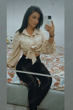 Citește anunțul-show web și apoi întâlniri 