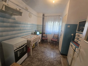 Apartament cu trei camere parter - imagine 3