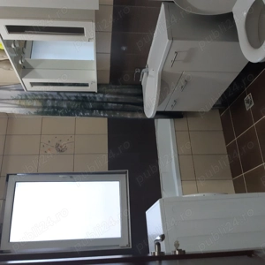 Proprietar vând apartament 2 camere, Florești  50,21mp Et 3 Str Porii  Parcare  - imagine 3