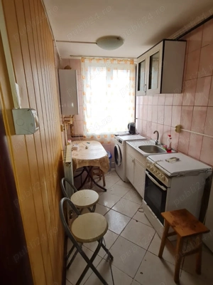 Vând apartament 3 camere semidecomandat - imagine 4