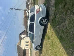 Opel Astra H Vagon - imagine 3