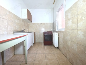 Apartament 1 cameră decomandat, zona Vlaicu Fortuna ,44 mp, et.3