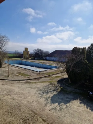 Ocazie unica !!! CONAC  boieresc superb in inima Oltenie 98000 mp. - imagine 20