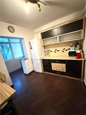 SOARELUI - ETAJ 3 - BLOC IZOLAT - 3 CAMERE - 2 BAI - 2 BALCOANE - DECOMANDAT - CENTRALA PROPRIE