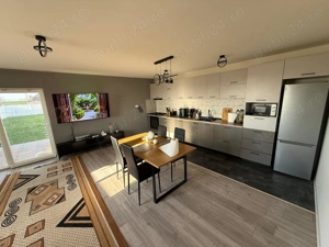 Proprietar vand jumătate duplex Parța - imagine 2