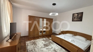 Apartament  105 mpu cu pivnita si loc de parcare zona Centrala - imagine 3