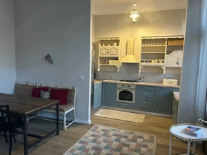 De inchiriat apartament elegant cu 2 camere situat intr-un imobil istoric, zona P-ta Unirii - imagine 5