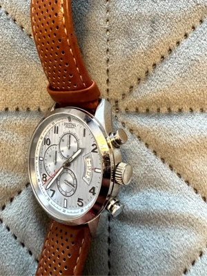 Ceas Festina Chronograph, model F20271, curea piele, stare bună