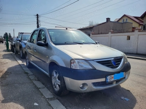 Vand Dacia Logan din 2004 - imagine 3