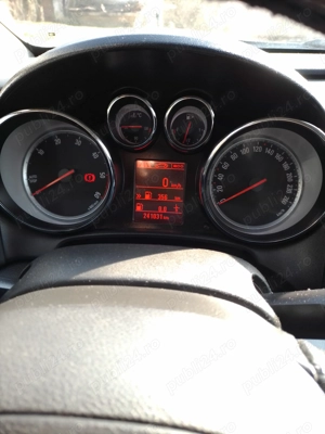 Vand sau schimb cu Nissan ,hyundai 4x4 ,4x2 Opel astra sports tourer  1.6 diesel euro 6 2015 - imagine 7