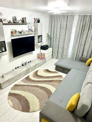 Apartament 3 camere de decomandate etaj 3 amenajat integral cu 2 balcoane - imagine 7